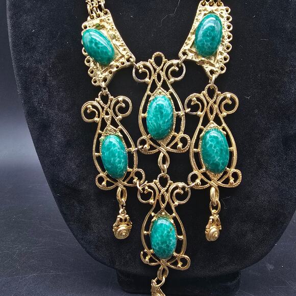 Vintage Peking Glass Bib Necklace Gold Tone Scroll Link - Picture 2 of 10